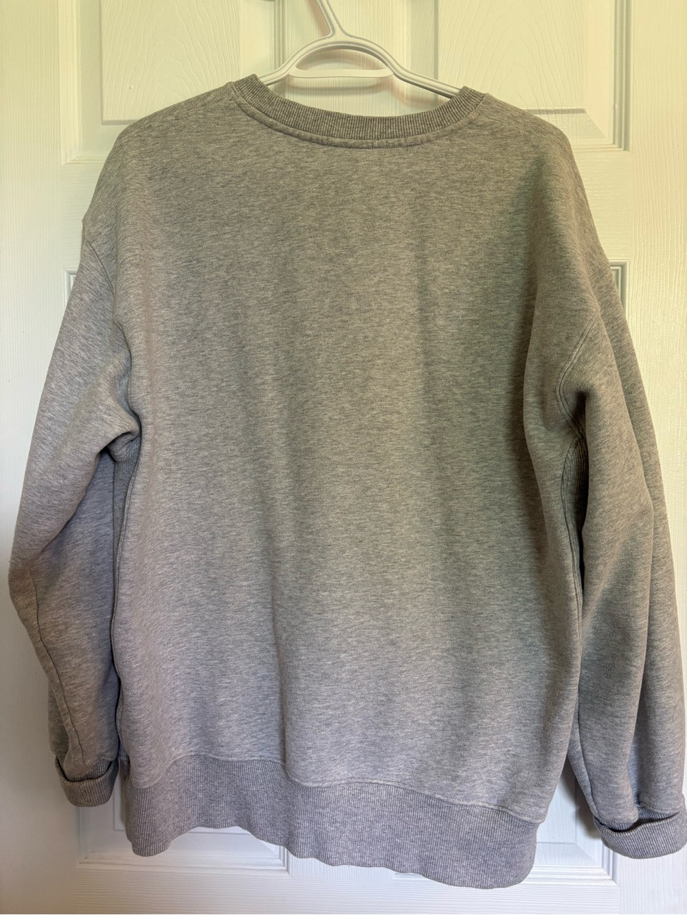Aritzia Oversized Crewneck Sweatshirt - Heather Gray - Picture 2 of 4